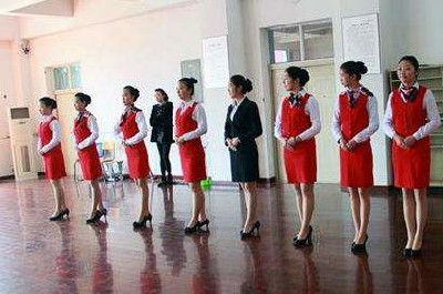 女生读贵阳市卫校高级护理前景怎么样?招生信息